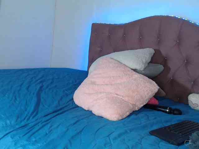 LINDA599 webcam