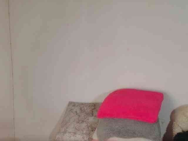 LINDA599 webcam