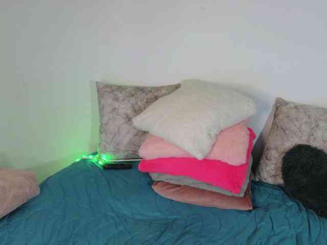 LINDA599 webcam
