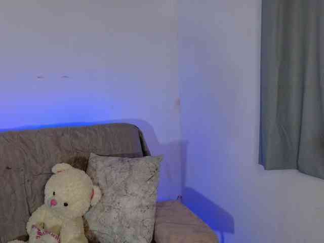 LINDA599 webcam
