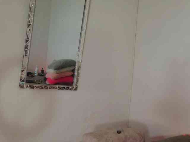 LINDA599 webcam