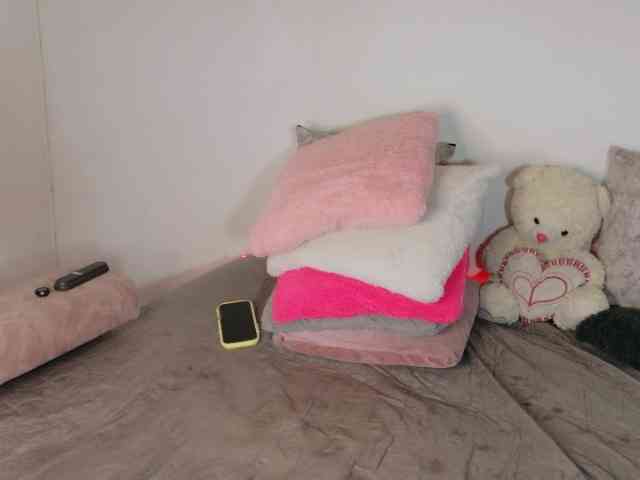LINDA599 webcam