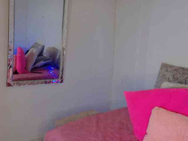 LINDA599 webcam