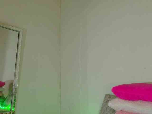 LINDA599 webcam