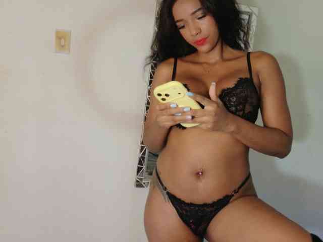 LINDA599 webcam