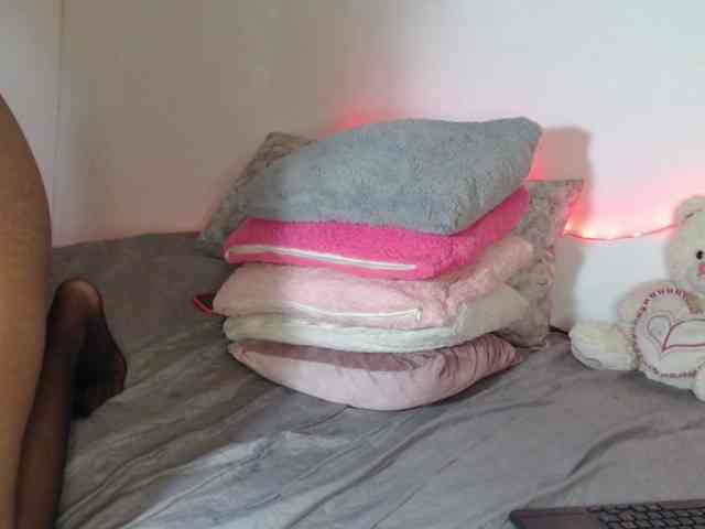 LINDA599 webcam
