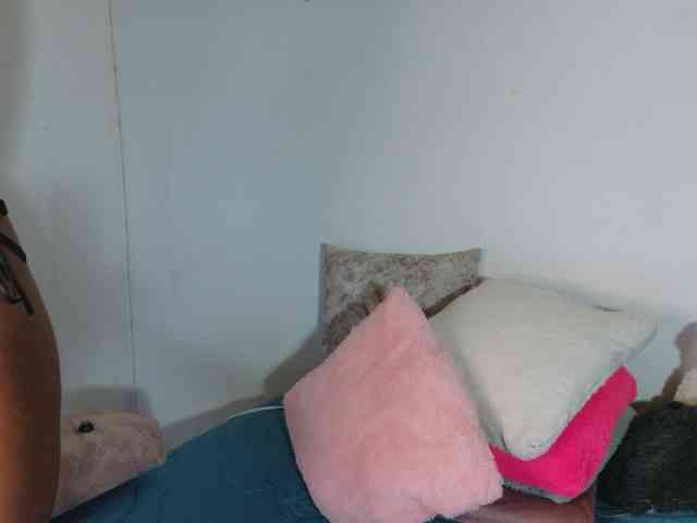 LINDA599 webcam