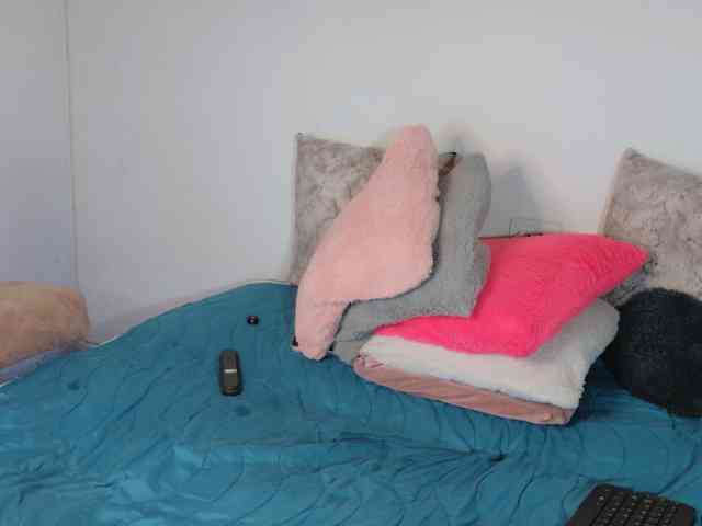 LINDA599 webcam