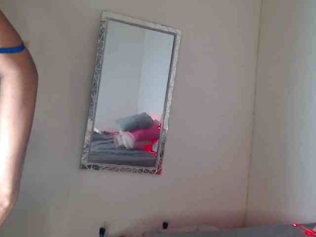 LINDA599 webcam