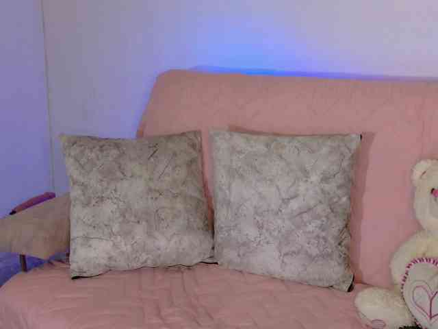 LINDA599 webcam