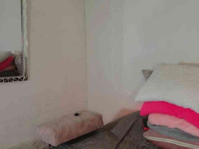 LINDA599 webcam