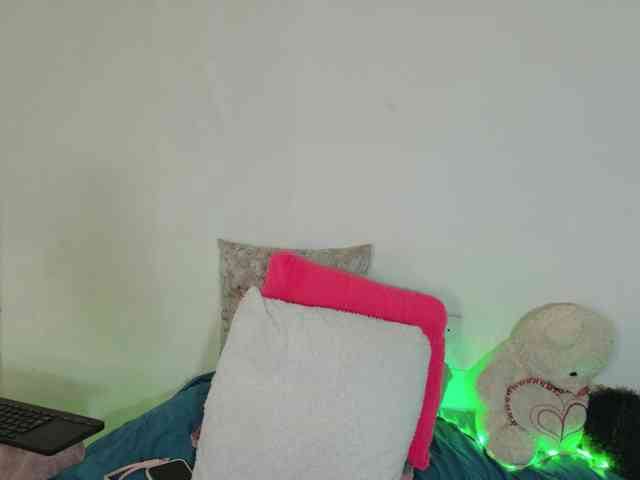 LINDA599 webcam