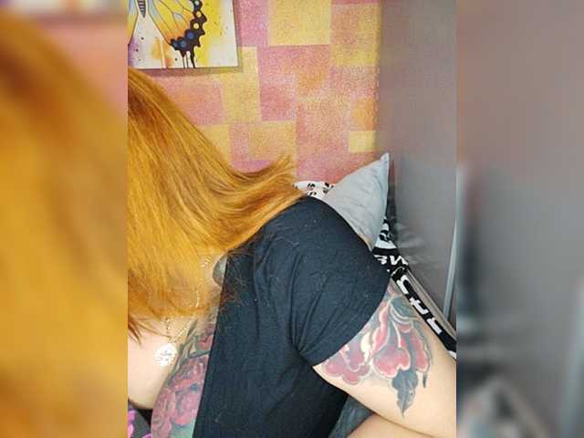 Pishechka2 live cam on BongaCams