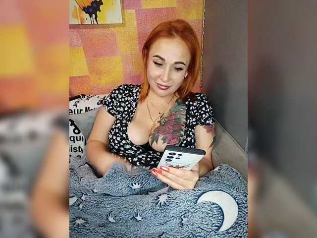 Pishechka2 live cam on BongaCams