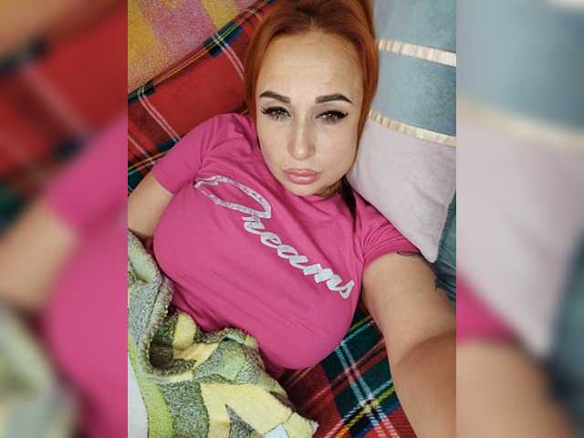 Pishechka2 live cam on BongaCams