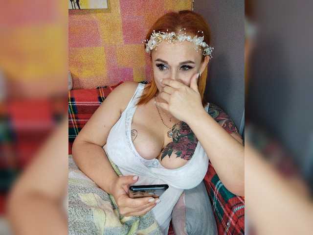 Pishechka2 live cam on BongaCams