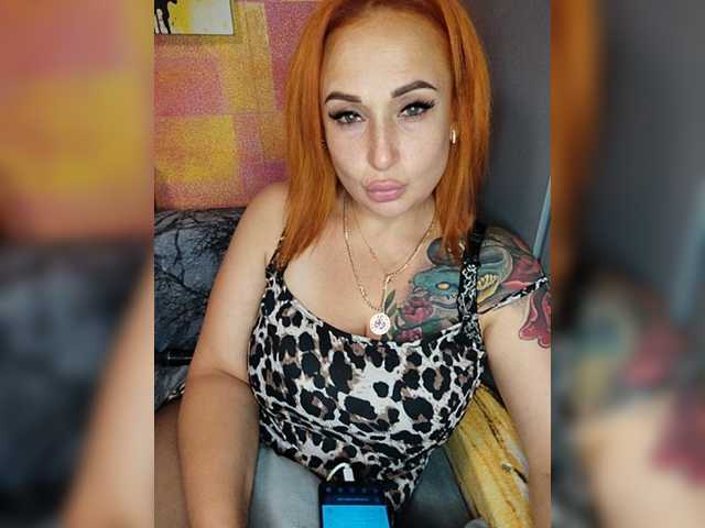 Pishechka2 live cam on BongaCams