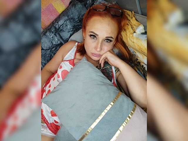 Pishechka2 live cam on BongaCams
