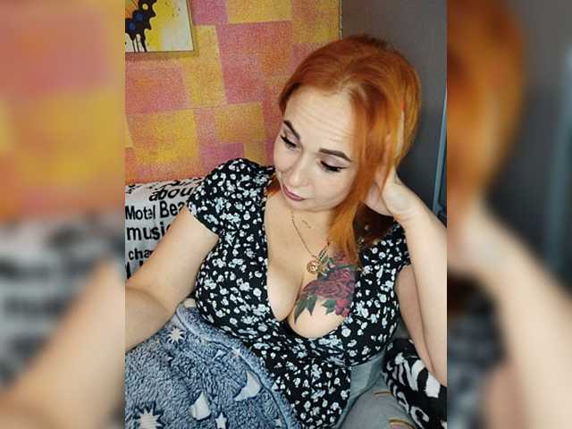 Pishechka2 live cam on BongaCams