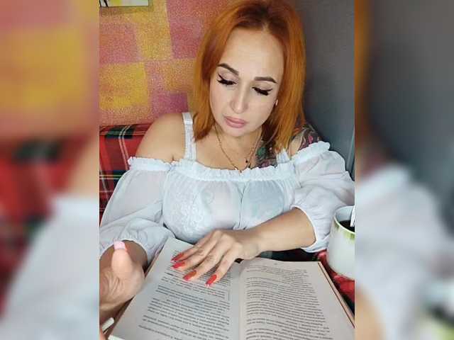 Pishechka2 live cam on BongaCams
