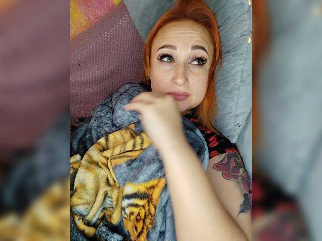 Pishechka2 live cam on BongaCams