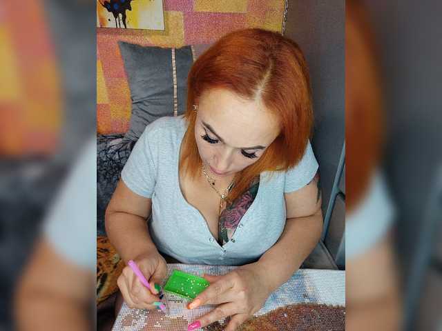 Pishechka2 live cam on BongaCams