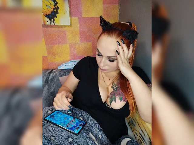 Pishechka2 live cam on BongaCams