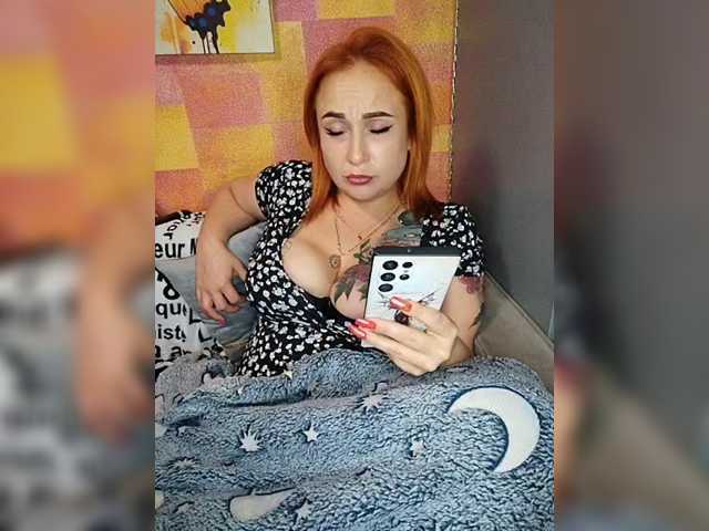 Pishechka2 live cam on BongaCams