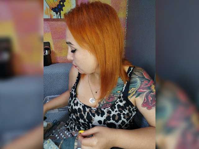 Pishechka2 live cam on BongaCams