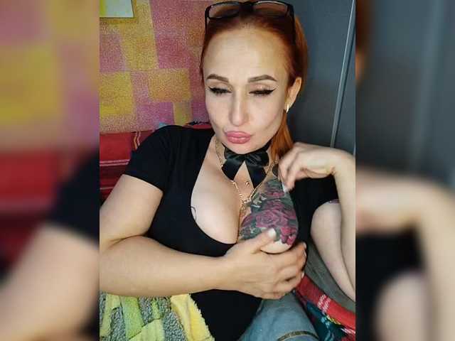 Drochu_kak_hochu_ — live female cam