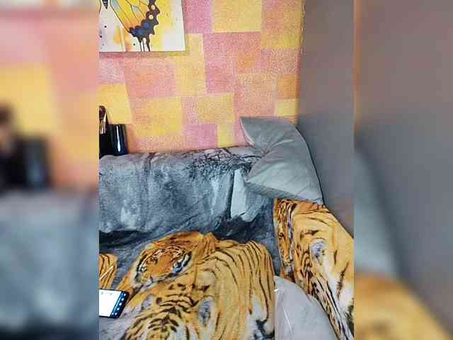 Pishechka2 Sex Cam Show