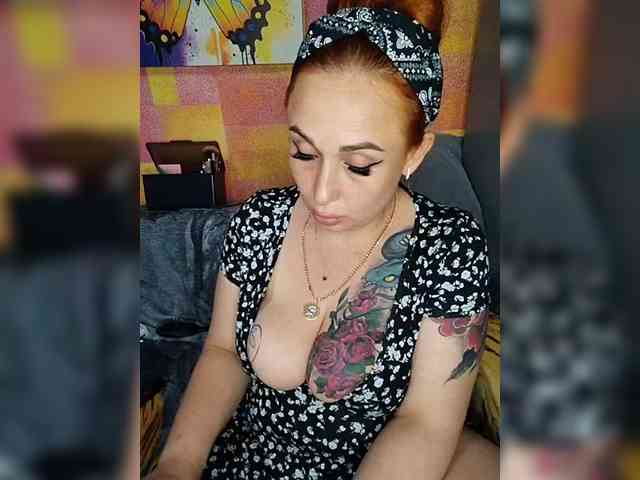 Pishechka2 Live Webcam on BongaCams