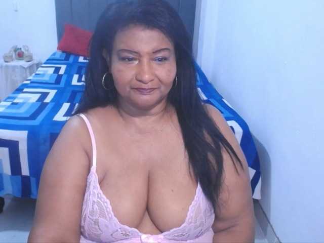 maturealicezx live cam on BongaCams