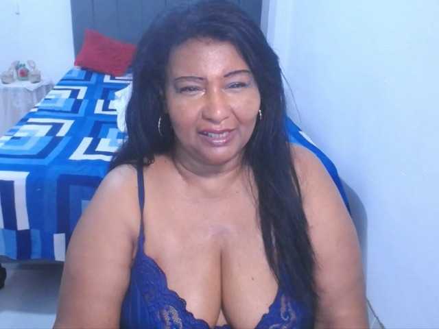 maturealicezx live cam on BongaCams