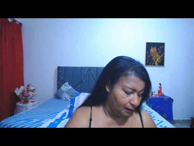 sex42yasmin webcam