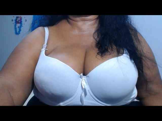 sex42yasmin webcam