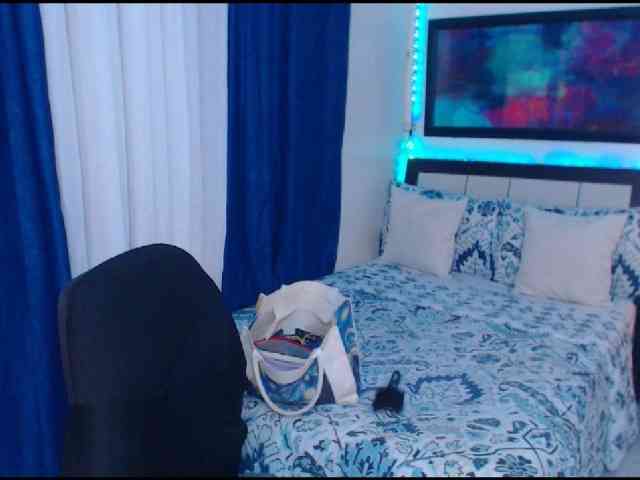 AmandaFoxx
