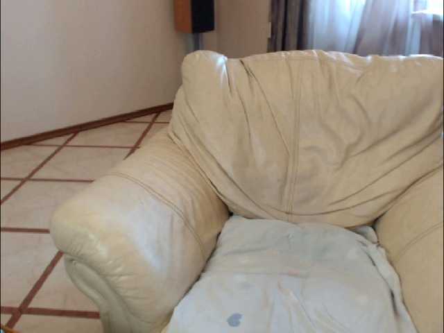 Karina8571 live cam on BongaCams