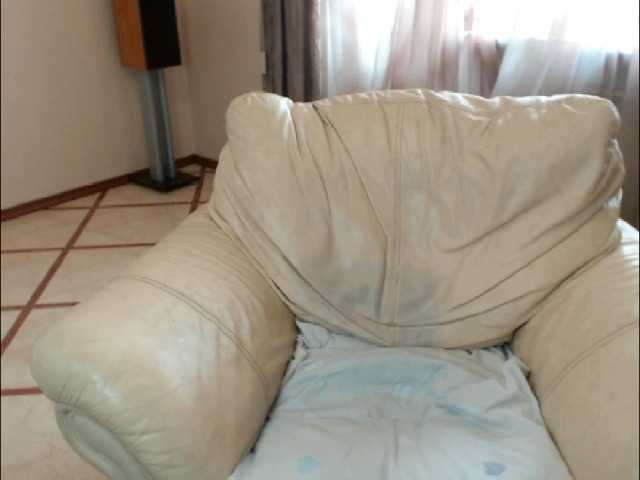 Karina8571 live cam on BongaCams