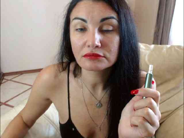 7185-Karina webcam