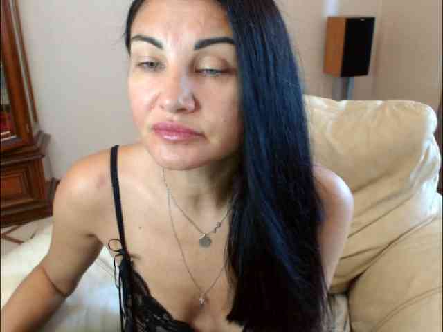 7185-Karina webcam