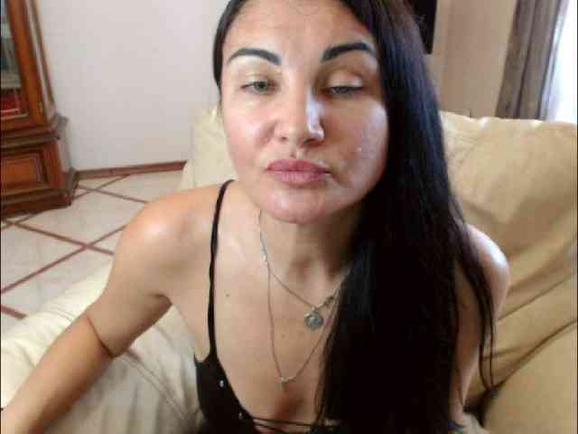 7185-Karina webcam