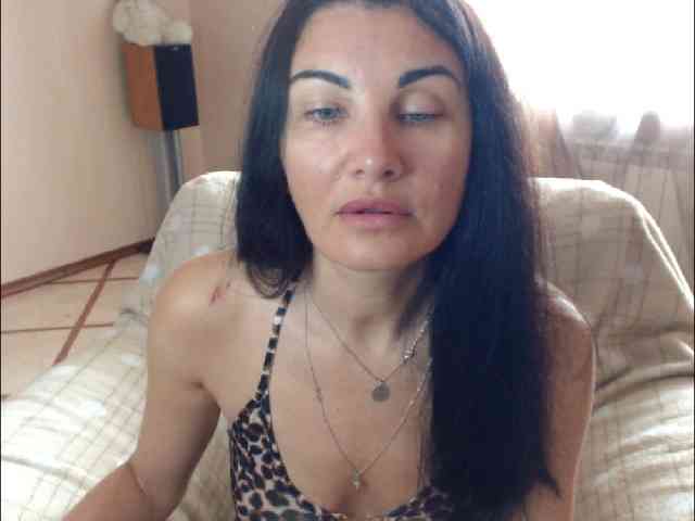 7185-Karina webcam