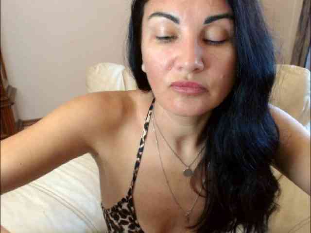 7185-Karina webcam