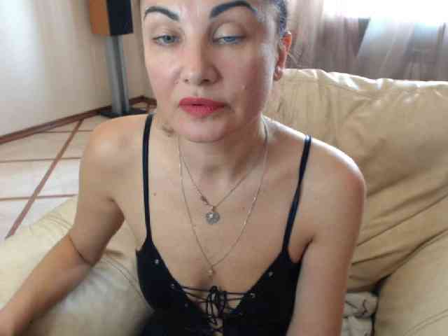 7185-Karina webcam