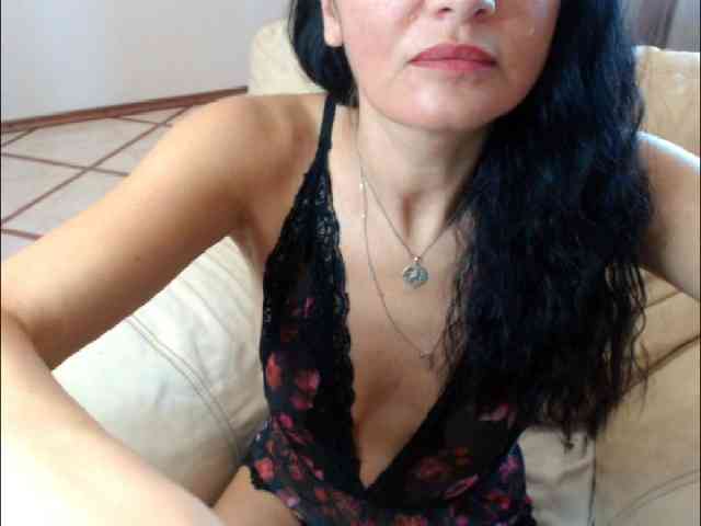 7185-Karina webcam