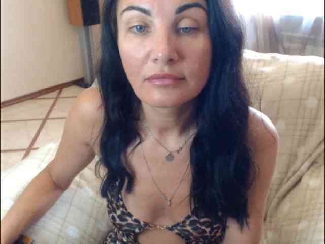 7185-Karina webcam