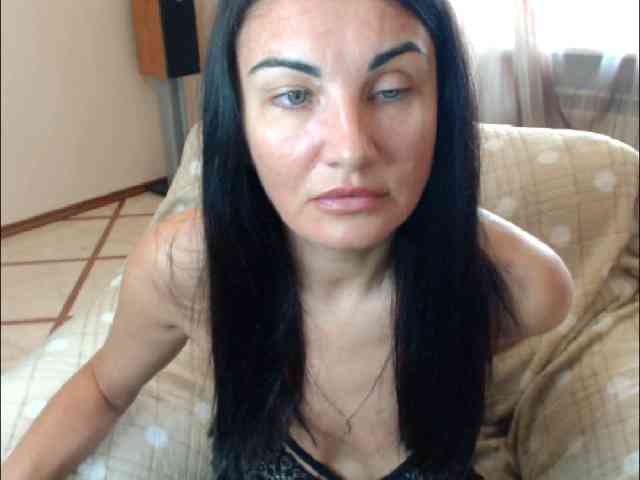7185-Karina webcam