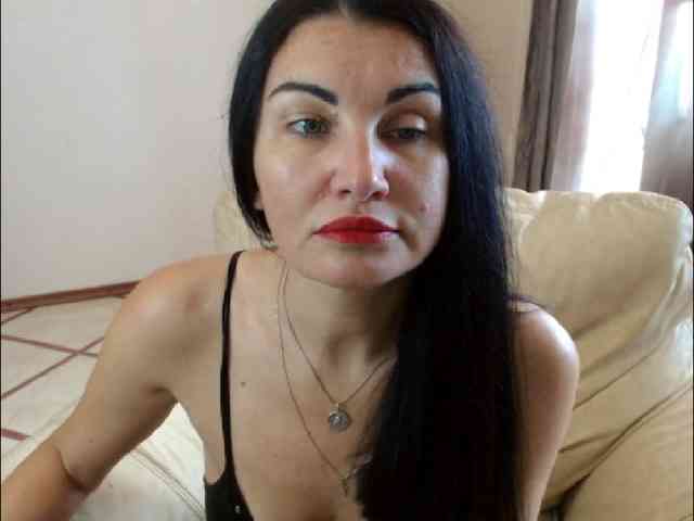 7185-Karina webcam