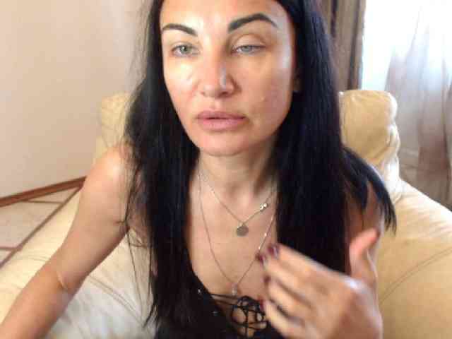 7185-Karina webcam